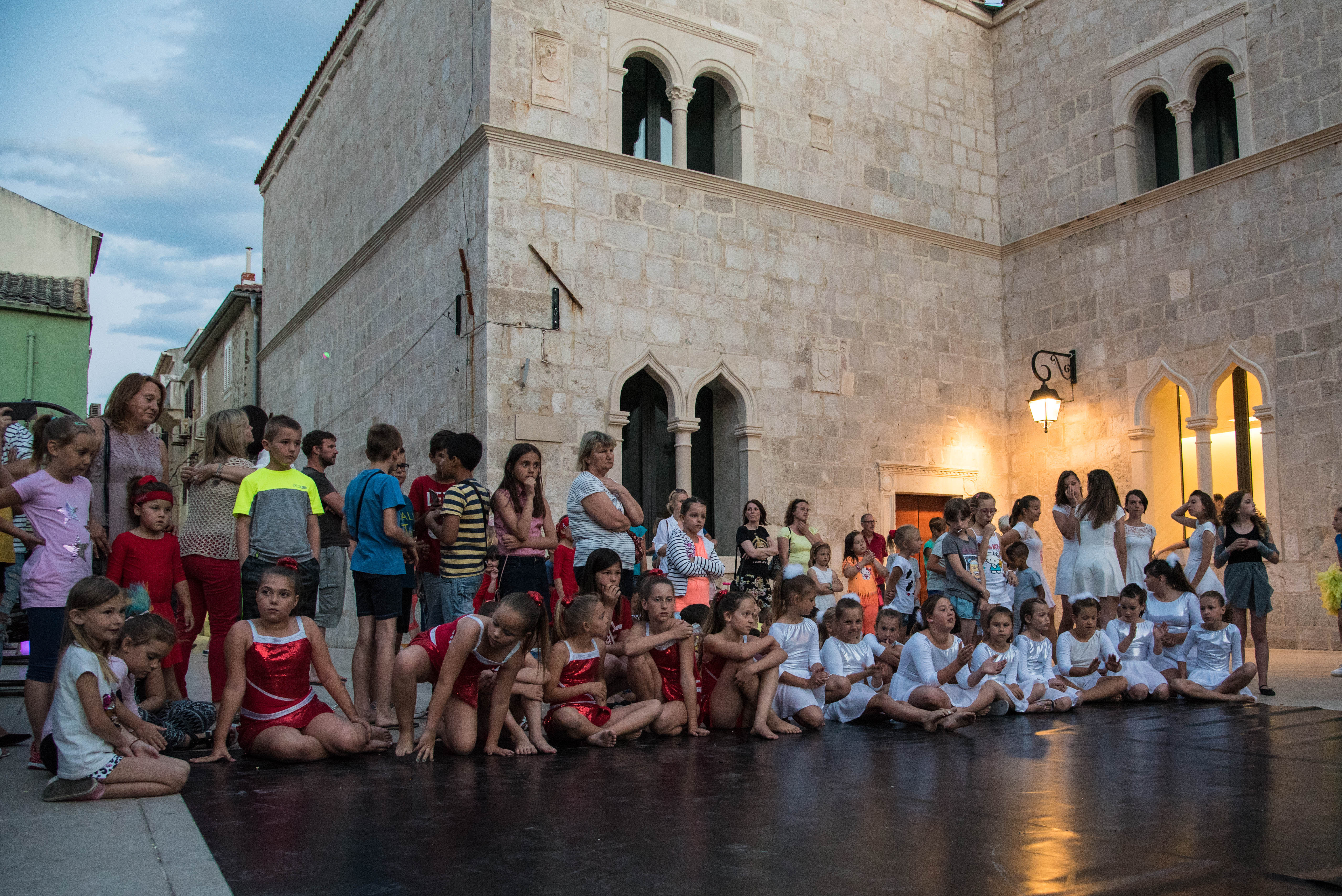 Pag, plesna udruga Kissa