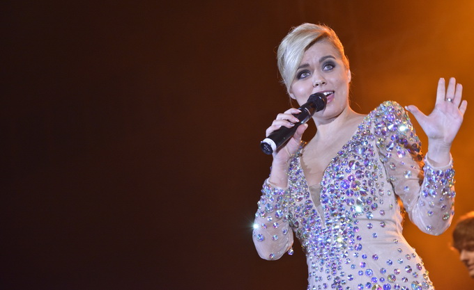 Zagreb, 201212. 
Dom Sportova.
Koncert Zvijezde Hit Recordsa, na kojem nastupaju izvodjaci koji izdaju albume za tu izdavacku kucu.
Na fotografiji: Magazin.
Foto: Admir Buljubasic / CROPIX