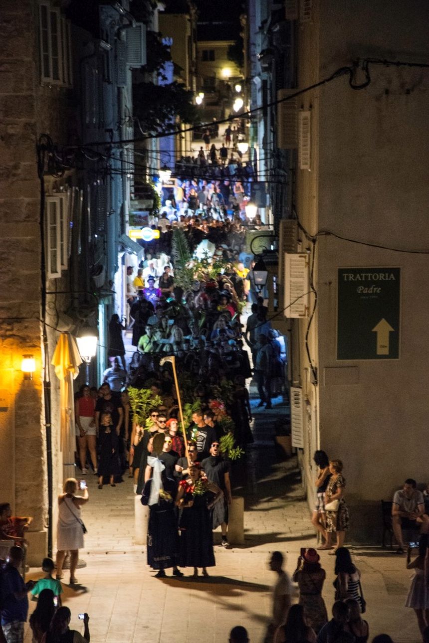 Paški Ljetni karneval 2017