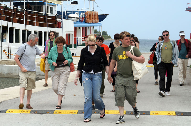 Sudionici FEKP-a u vožnji Zadarskim kanalom Sudionici FEKP-a u vožnji Zadarskim kanalom