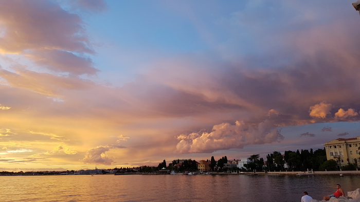 Spektakularan zalazak sunca 22. kolovoza 2016. Foto:Mladen Malik Spektakularan zalazak sunca 22. kolovoza 2016. Foto:Mladen Malik