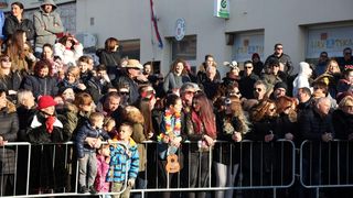 Murter: Maškarana povorka Velike Bake