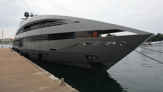 Zadar, 300611.
Neobicna jahta Ocean Emarald u zadarskoj marini Tankerkomerc. Jahta plovi pod zastavom Velike Britanije a dudacka je 36 metara.
Foto: Vladimir Ivanov / CROPIX Zadar, 300611.
Neobicna jahta Ocean Emarald u zadarskoj marini Tankerkomerc. Jahta plovi pod zastavom Velike Britanije a dudacka je 36 metara.
Foto: Vladimir Ivanov / CROPIX