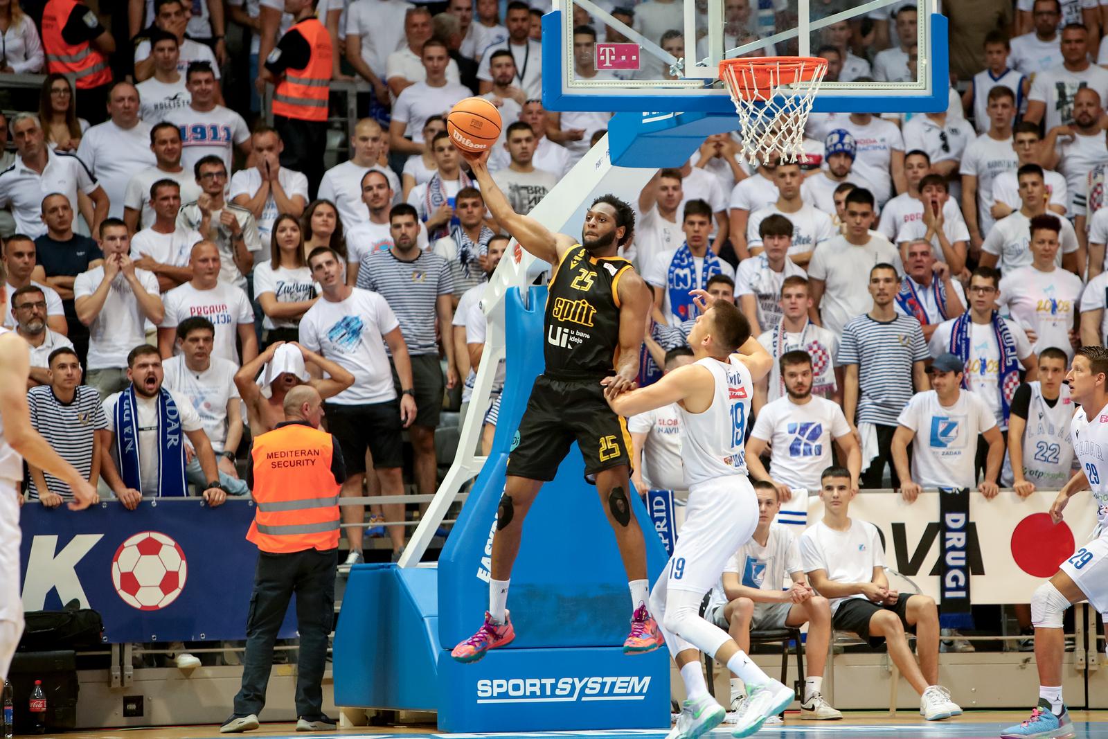 Finale doigravanja, 3. utakmica: KK Zadar – KK Split 99-62 Finale doigravanja, 3. utakmica: KK Zadar – KK Split 99-62