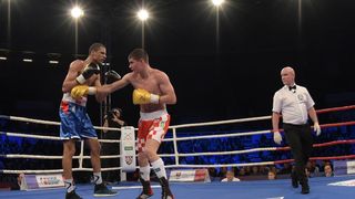 Svjetska boksacka liga, grupa B C1, kategorija 64 kg, Petar Cetinic (Croatian Knights) – Hassan Amzile (France Fighting Roosters).