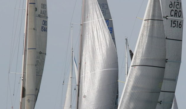 Zadar, 110709. U Zadarskom kanalu u organizaciji JK Uskok odrzala se tradicionalna “Zadarska regata” na kojoj je nastupilo 30-ak brodova. Foto: Vladimir Ivanov / CROPIX