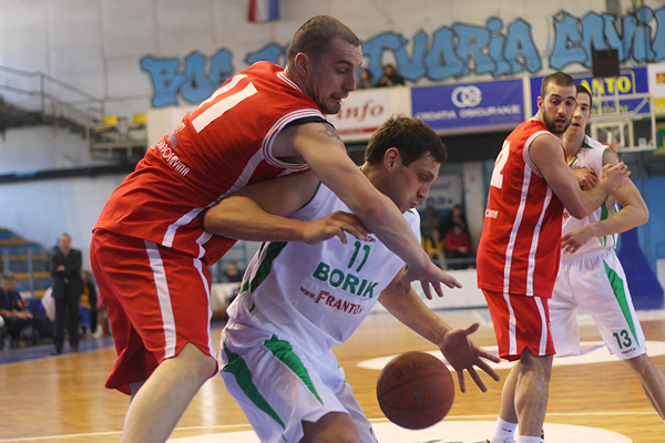 KK Borik-Puntamika – KK Svjetlost Brod (Foto:Saša Čuka) KK Borik-Puntamika – KK Svjetlost Brod (Foto:Saša Čuka)