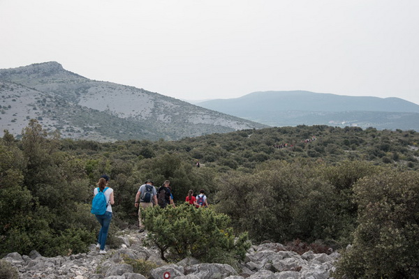Drugi Planinarski pohod “Hajdemo do Vrane” 2. travnja 2016. Foto: Vinko Pešić