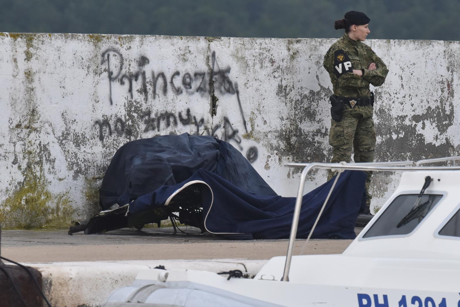 Pronađeno tijelo nestalog pilota i olupina helikoptera