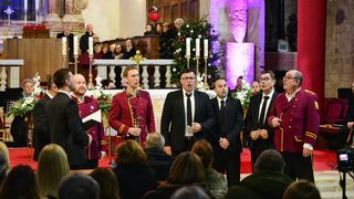 Molitveno-glazbena večer u Zbornoj crkvi Marijina Uznesenja u Pagu Molitveno-glazbena večer u Zbornoj crkvi Marijina Uznesenja u Pagu