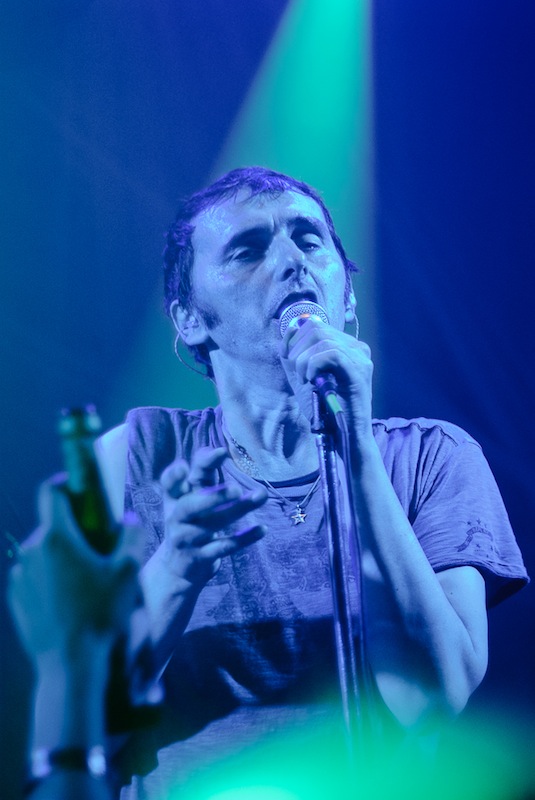 Nakon Porina, Goran Bare i Majke održali su slavljenički koncert u prepunoj Stereo dvorani u Rijeci.