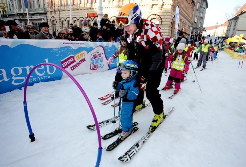 FIS World Snow Day za klince u društvu s Ivicom Kostelićem FIS World Snow Day za klince u društvu s Ivicom Kostelićem