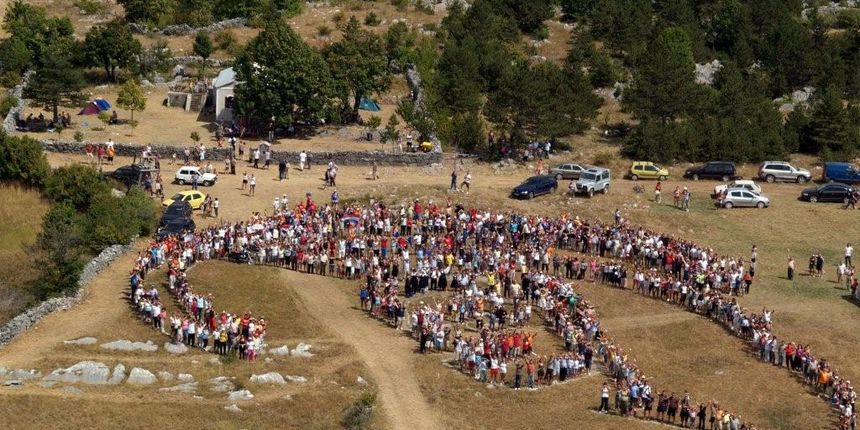 Vela Gospa na Velikom Rujnu (Foto: Šime Strikoman) Vela Gospa na Velikom Rujnu (Foto: Šime Strikoman)