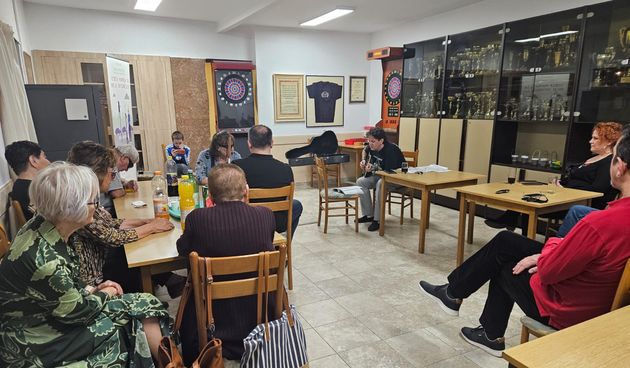 Mario Padelin, pisac, novinar i glazbenik gostovao u Udruzi slijepih Zadarske županije