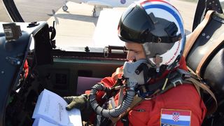 “Krila Oluje” otputovala na peto gostovanje u Austriji “Krila Oluje” otputovala na peto gostovanje u Austriji