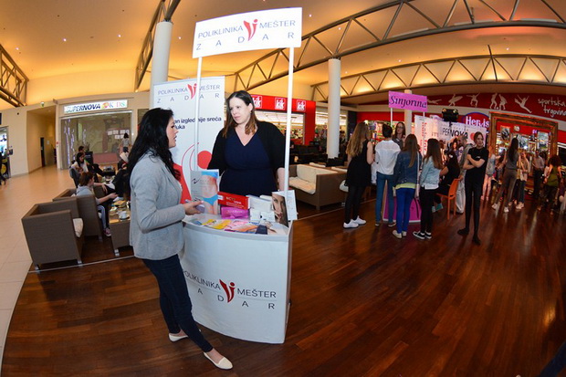 Supernova: Večer super popusta 17. svibnja 2014. Foto: Iva Perinčić Supernova: Večer super popusta 17. svibnja 2014. Foto: Iva Perinčić