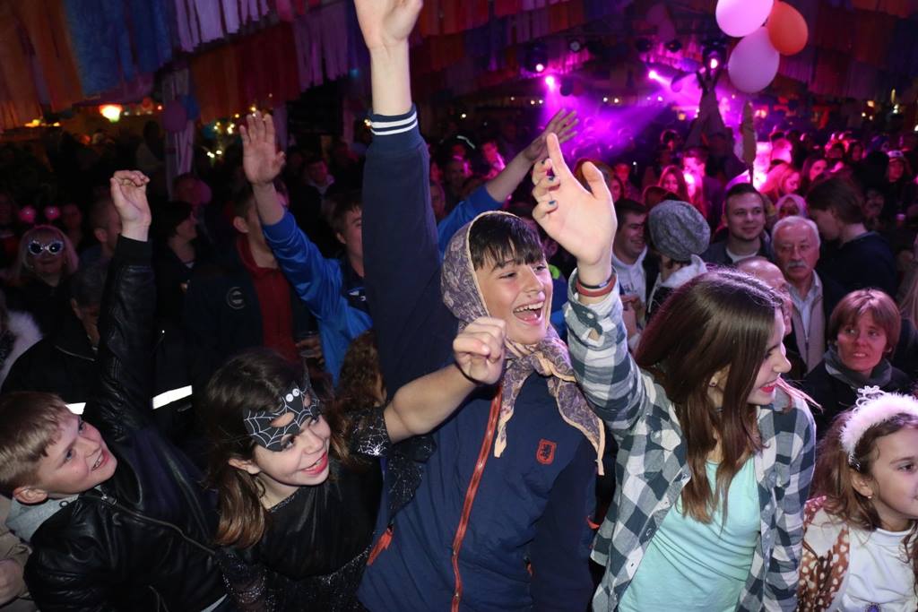 Virske maškare: Maja Šuput zapalila ledenu virsku večer Virske maškare: Maja Šuput zapalila ledenu virsku večer