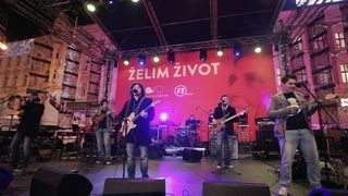 Na zagrebačkom Trgu bana Josipa Jelačića održan je jubilarni 10. humanitarni koncert Želim život za zakladu Ana Rukavina. Photo:Tomislav Miletić/PIXSELL Na zagrebačkom Trgu bana Josipa Jelačića održan je jubilarni 10. humanitarni koncert Želim život za zakladu Ana Rukavina. Photo:Tomislav Miletić/PIXSELL