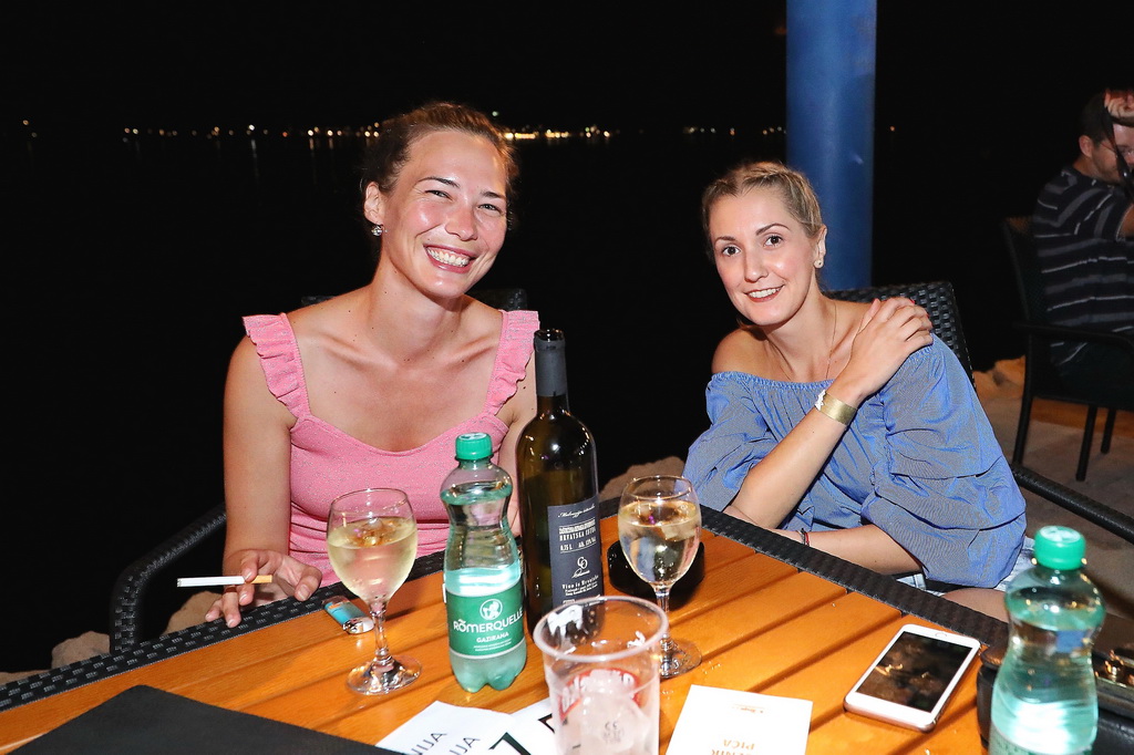 Čudesna Doris Dragović oduševila u Biogradu na Moru Čudesna Doris Dragović oduševila u Biogradu na Moru