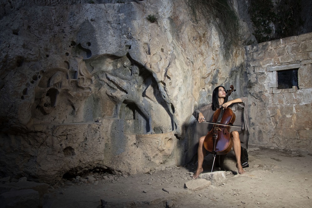 Ana Rucner u čarobnoj ulozi između mora i zvijezda Ana Rucner u čarobnoj ulozi između mora i zvijezda