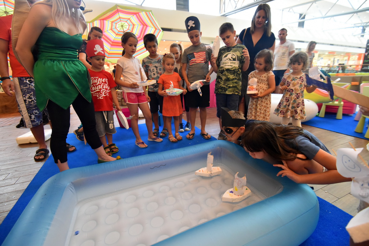 Supernova: Adio školo i dodjela ključeva dobitniku nagradne igre Supernova: Adio školo i dodjela ključeva dobitniku nagradne igre