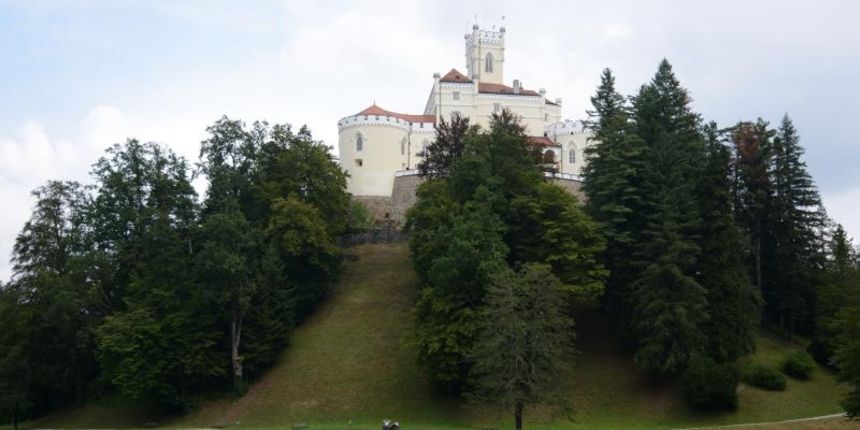 Trakoscan – Dvorac Trakoscan jedna je od najposjecenijih kontinentalnih destinacija u sjeverozapadnoj Hrvatskoj. Izletnici osim u dvorcu mogu uzivati i u netaknutoj prirodi u okolici dvorca. Photo: Matija Topolovec/PIXSELL