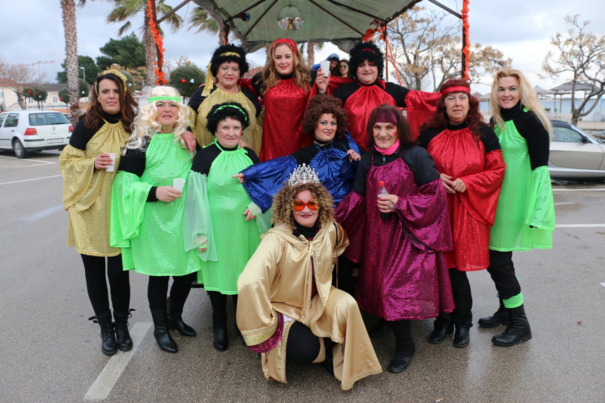 Virske maškare 2018: Defile maškaranih skupina i fešta uz “Koktelse”