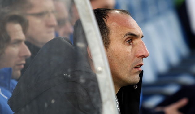 Zadar, 141011.
Stadion Stanovi. 
Nogometna utakmica 11. kola prve HNL, Zadar – Dinamo. 
Na fotografiji: Krunoslav Jurcic trener Dinama.
Foto: Jure Miskovic / CROPIX