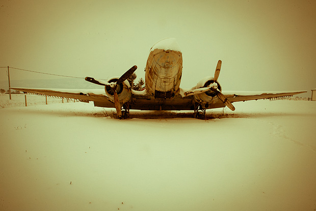 Priča zaboravljenog aviona u Otočcu, foto: Leo Banic