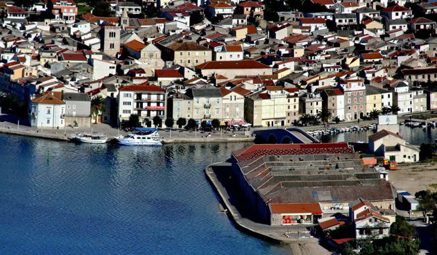 Đir po Pagu, Grad Pag, Solana. Foto: Leo Kvarantan