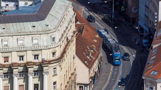 Pogled sa Zagrebačke katedrale na centar grada – Zagreb