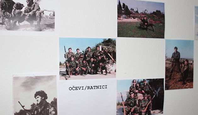 Otvorena izložba ratnih fotografija o razaranju Ploče i Dračevca