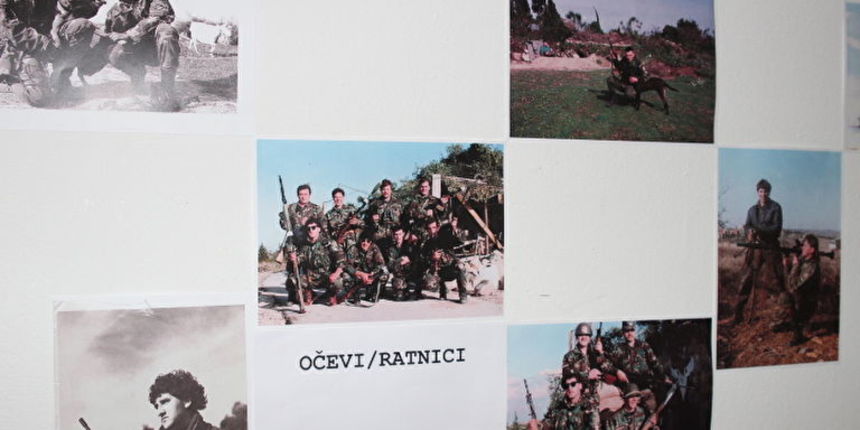 Otvorena izložba ratnih fotografija o razaranju Ploče i Dračevca