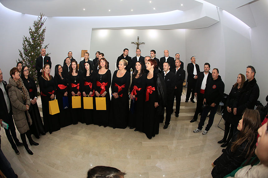 Blagdanski koncert okupio je brojne izvođače. Nastupio je Marko Perković Thompson, klapa Luna, klapa Kalelarga, klapa Hrvace