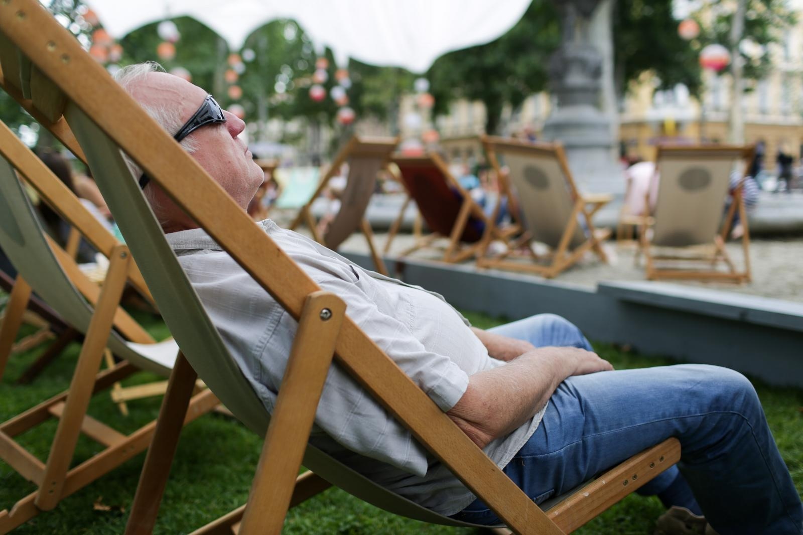 Ljetni ambijent Zagrebačkog mora knjiga privukao brojne posjetitelje