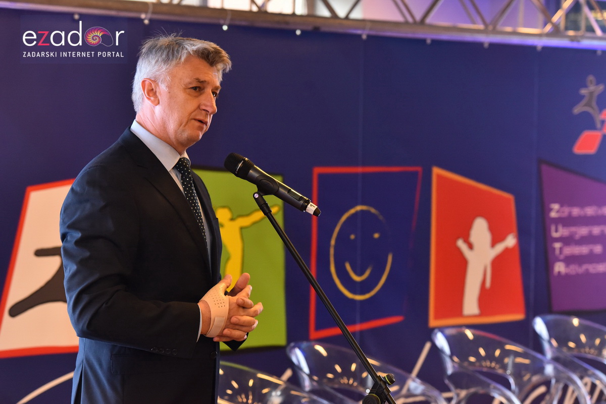 Na Višnjiku održana javna radionica “Zdravstveno usmjerena tjelesna aktivnost učenika” (ZUTA) Na Višnjiku održana javna radionica “Zdravstveno usmjerena tjelesna aktivnost učenika” (ZUTA)