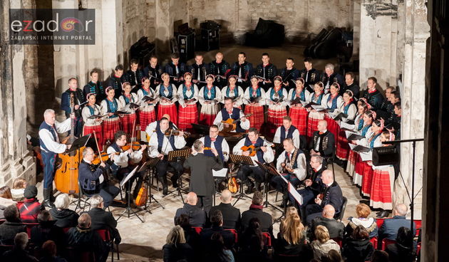Adventski koncert ansambla Lado u prepunoj u crkvi sv. Nikole