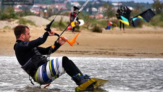 Kiteri guštali u refulima ninske bure Kiteri guštali u refulima ninske bure