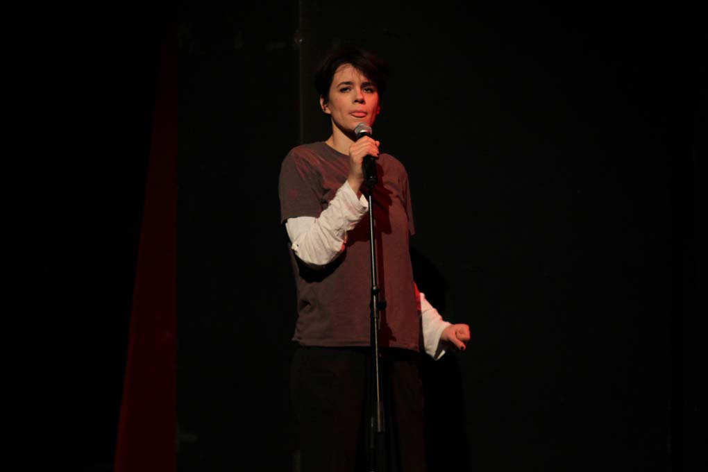 Kazalište KNAP i Umjetnička organizacija Kravice, predstava “Glumice&to”; foto Iva Perinčić Kazalište KNAP i Umjetnička organizacija Kravice, predstava “Glumice&to”; foto Iva Perinčić