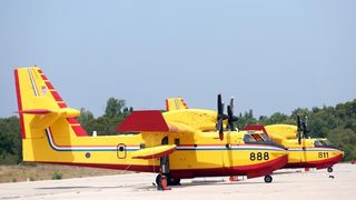 Plenković i Krstičević posjetili zračnu bazu Zemunik i protupožarnu eskadrilu Plenković i Krstičević posjetili zračnu bazu Zemunik i protupožarnu eskadrilu