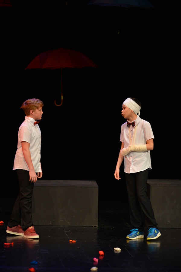 HNK Zadar: Premijera predstave “Tko i što brani”, Igrajmo se HNK Zadar: Premijera predstave “Tko i što brani”, Igrajmo se