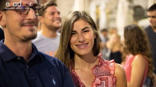 Svečani doček svjetskih prvaka Mihovila i Šime Fantele na Narodnom trgu Svečani doček svjetskih prvaka Mihovila i Šime Fantele na Narodnom trgu