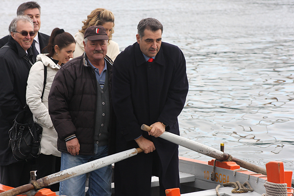 Image 1033361 (auto) Image 1033361 (auto)