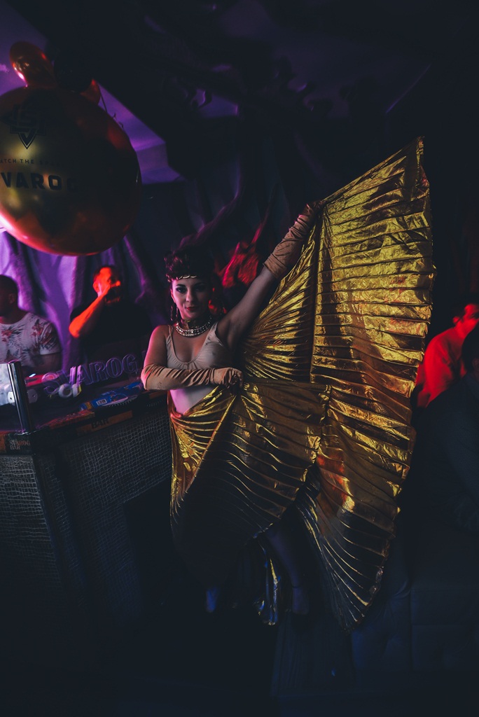 Votka party u Svarog Baru, Foto: Iva Perinčić Votka party u Svarog Baru, Foto: Iva Perinčić