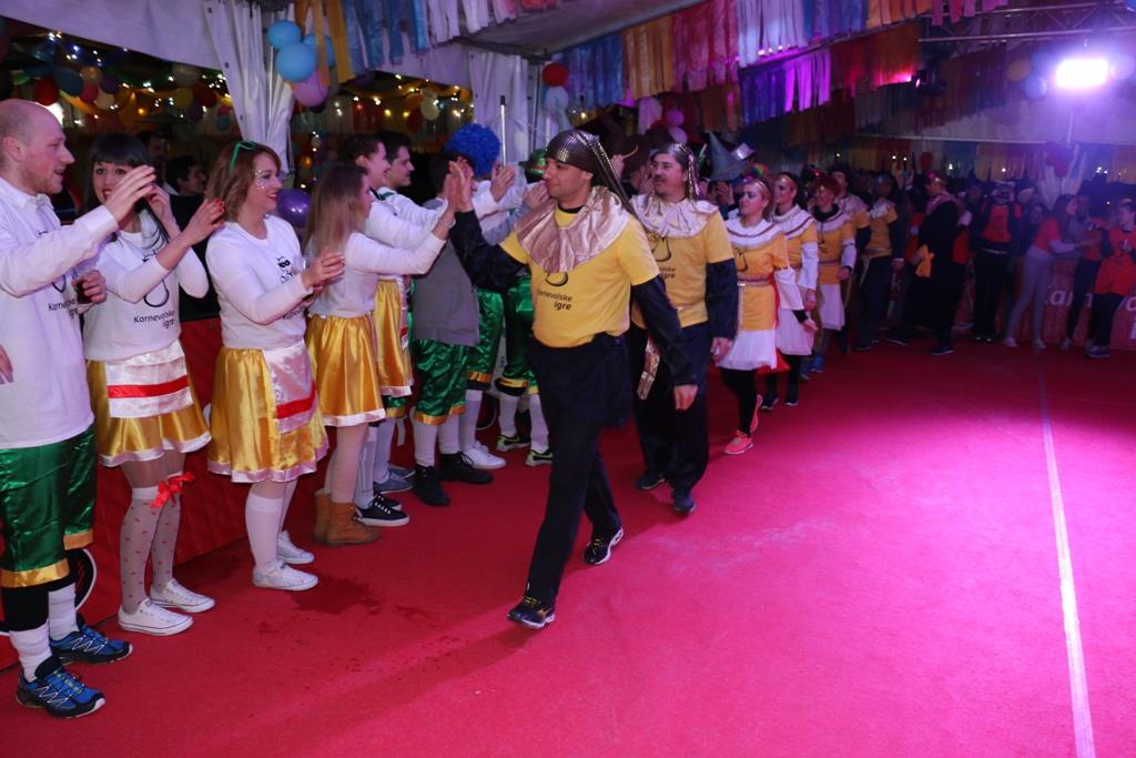 Virske maškare 2017: Karnevalske igre i koncert grupe Vista Virske maškare 2017: Karnevalske igre i koncert grupe Vista