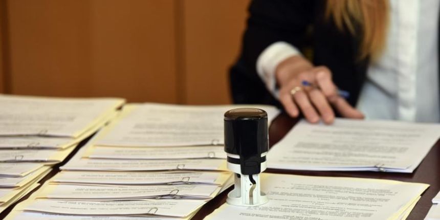 Grad Vodice na celu s gradonacelnicom Brankom Juricev Martincev potpisao je ugovore o financijskoj potpori programima i projektima s udrugama i organizacijama civilnog drustva s podrucja Grada Vodica za 2016. godinu. Photo: Hrvoje Jelavic/PIXSELL Autor H Grad Vodice na celu s gradonacelnicom Brankom Juricev Martincev potpisao je ugovore o financijskoj potpori programima i projektima s udrugama i organizacijama civilnog drustva s podrucja Grada Vodica za 2016. godinu. Photo: Hrvoje Jelavic/PIXSELL Autor H