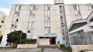 Zatvara se hotel Iž, foto: Dino Stanin/PIXSELL