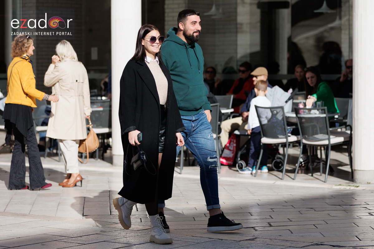 Đir po gradu, subotnja špica 18. studenog 2023. Đir po gradu, subotnja špica 18. studenog 2023.