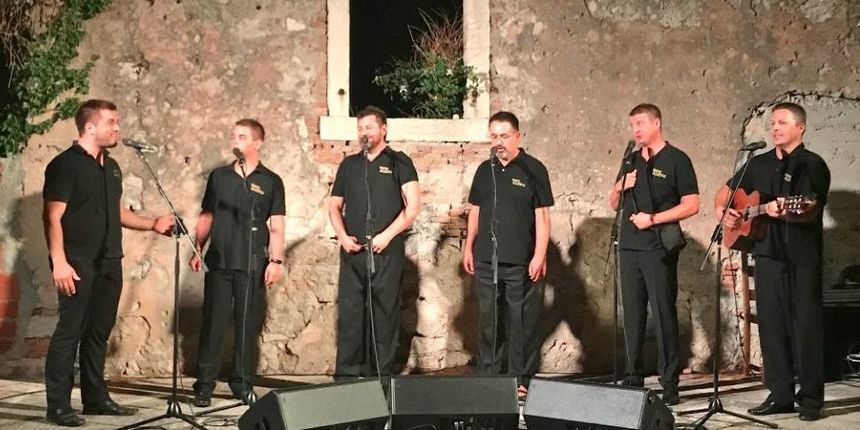 Klapa Kožino Klapa Kožino