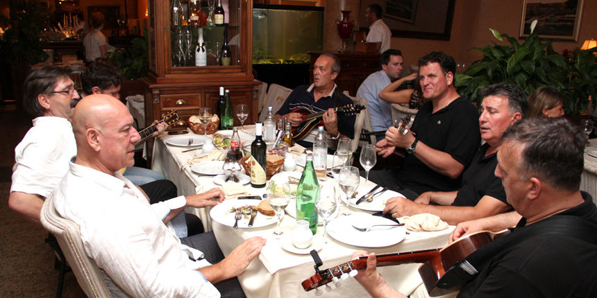 Restoran Niko: Fešta uz klape Bonaca, Niko i prijatelje